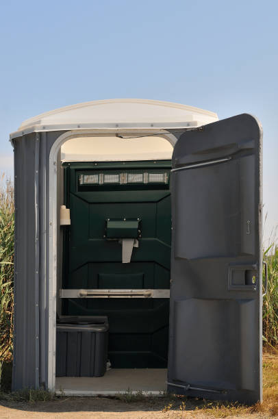 Best Portable toilet rental cost  in Fort Lewis, WA
